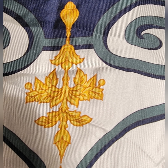 Fred Paris Silk Scarf with Parrots, 34in x 34in - Picture 6 of 12